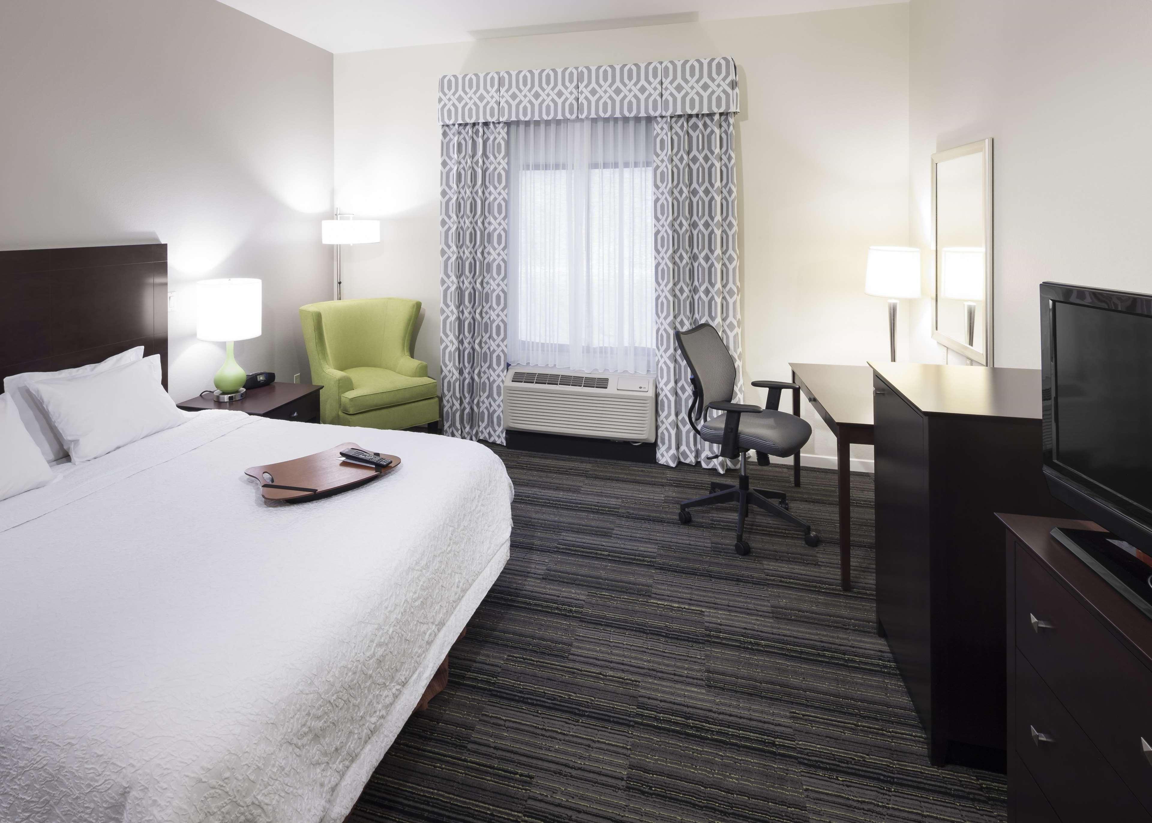 Hampton Inn & Suites Phoenix North/Happy Valley Exterior photo