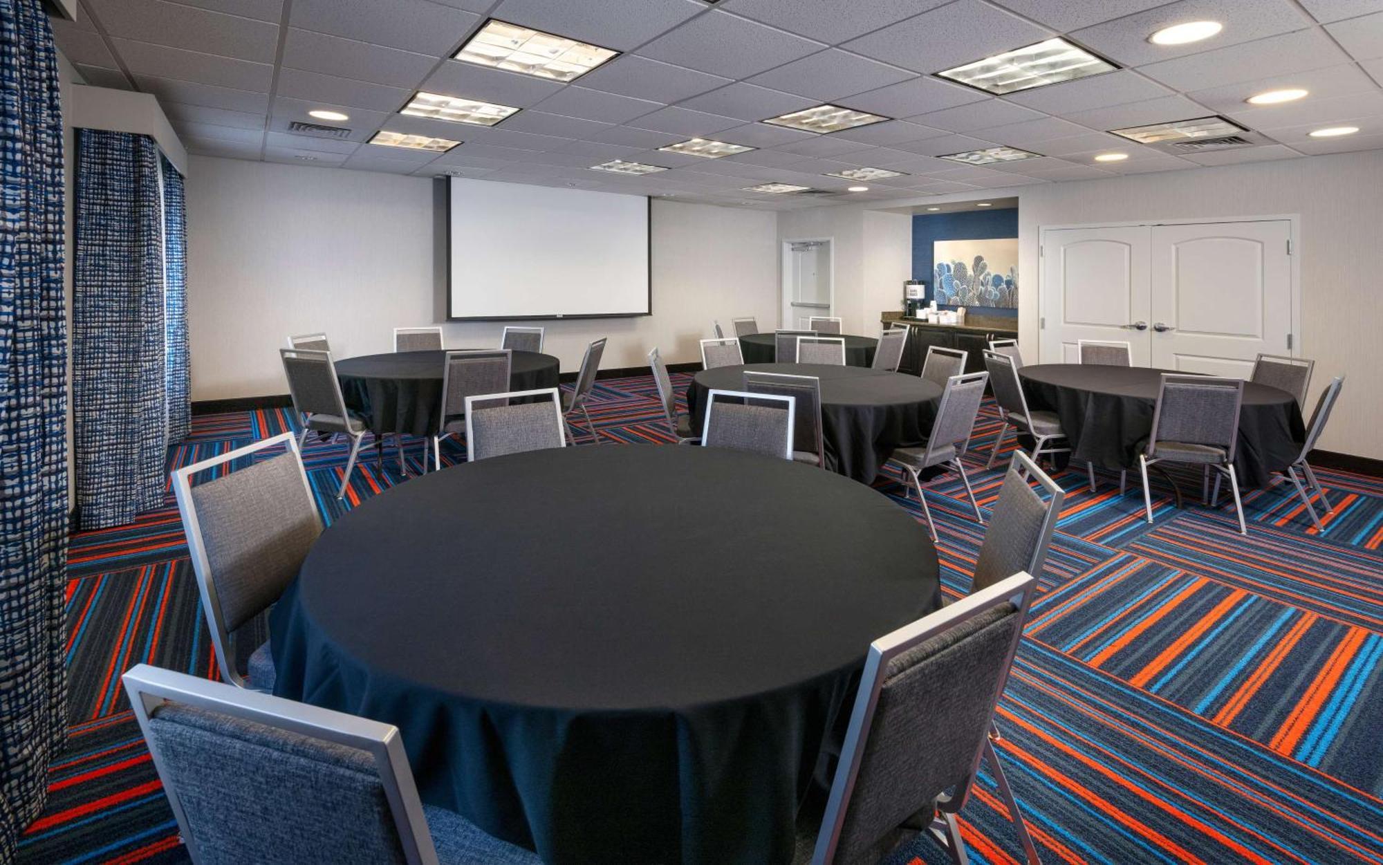 Hampton Inn & Suites Phoenix North/Happy Valley Exterior photo
