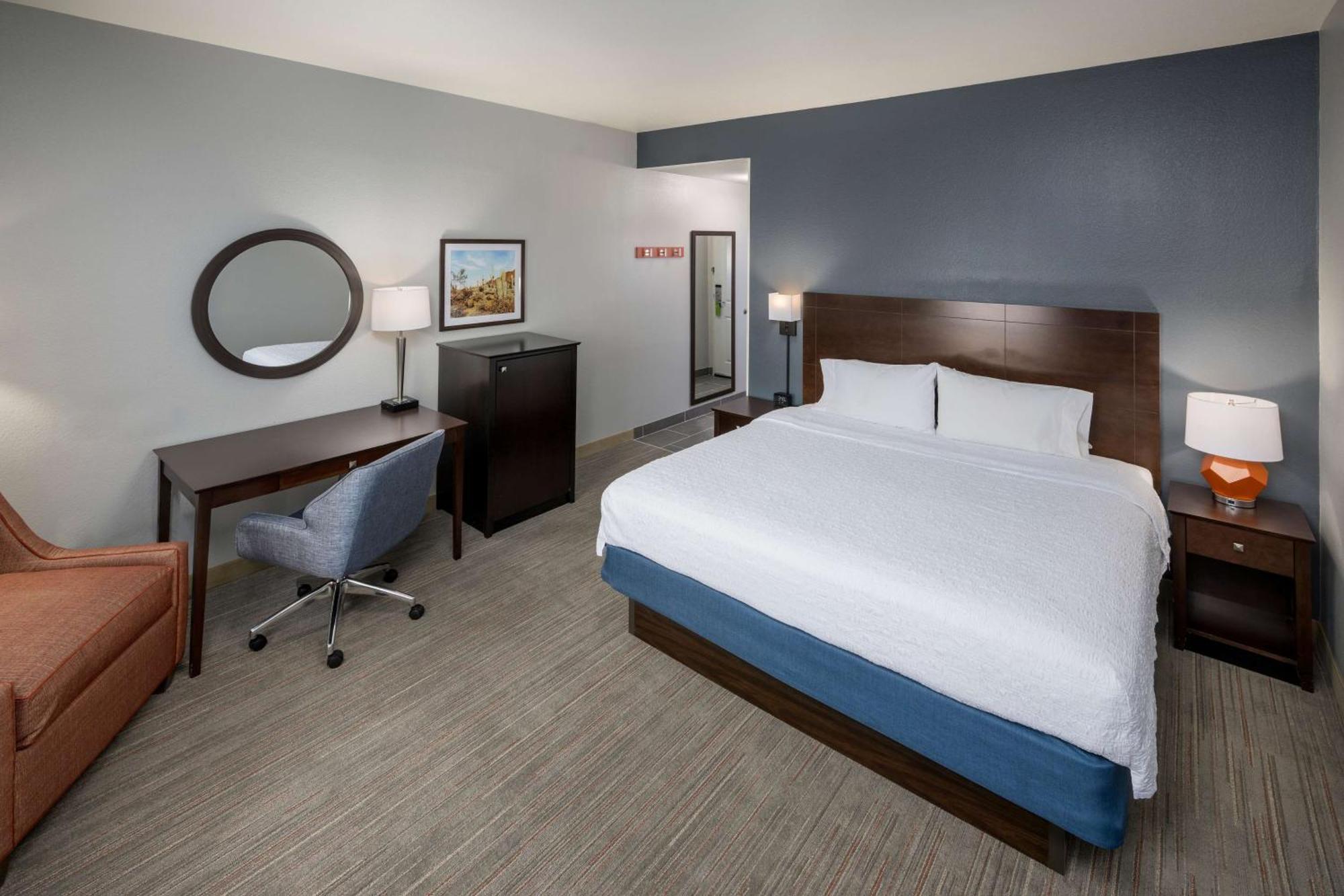 Hampton Inn & Suites Phoenix North/Happy Valley Exterior photo