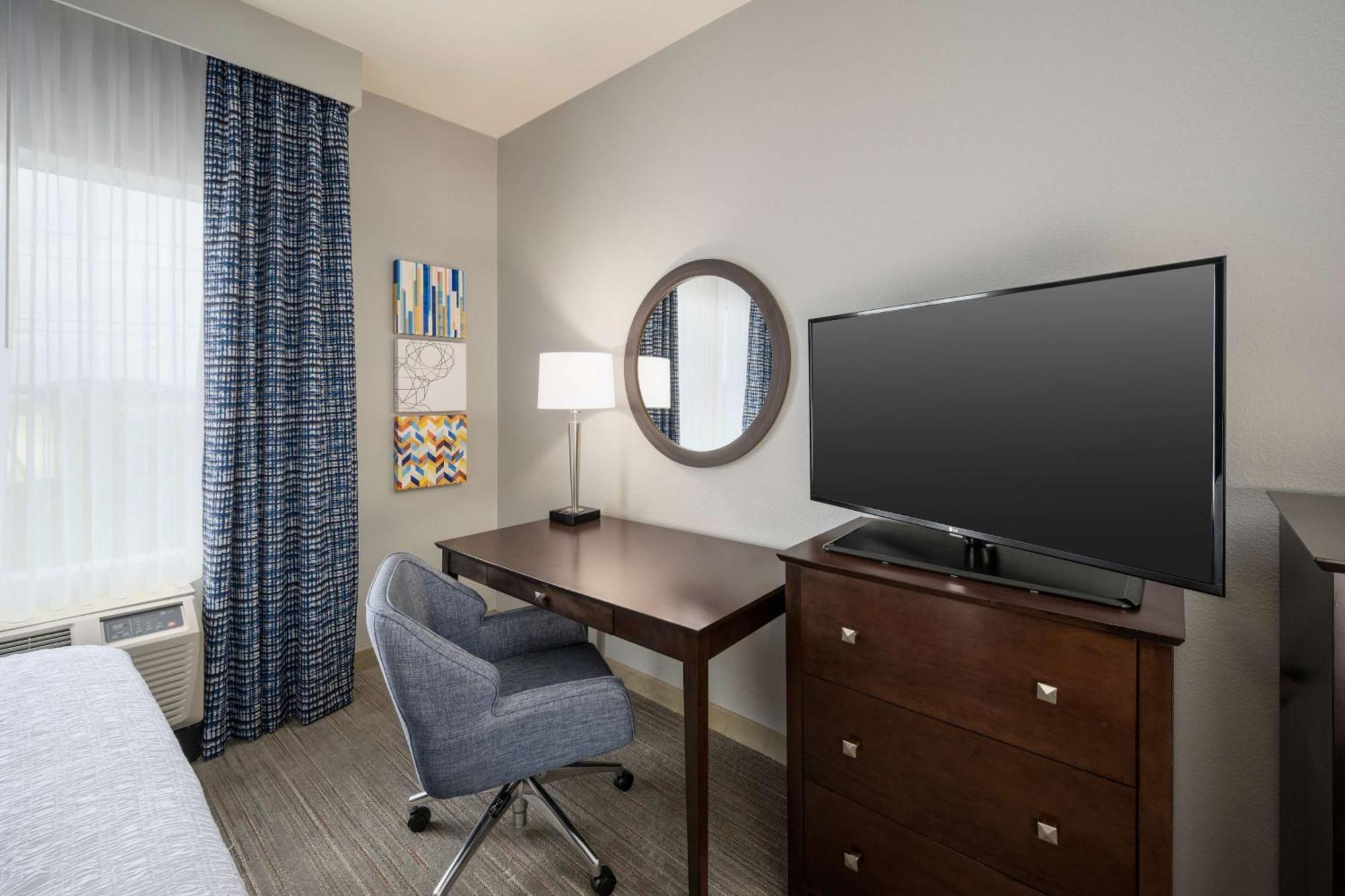 Hampton Inn & Suites Phoenix North/Happy Valley Exterior photo